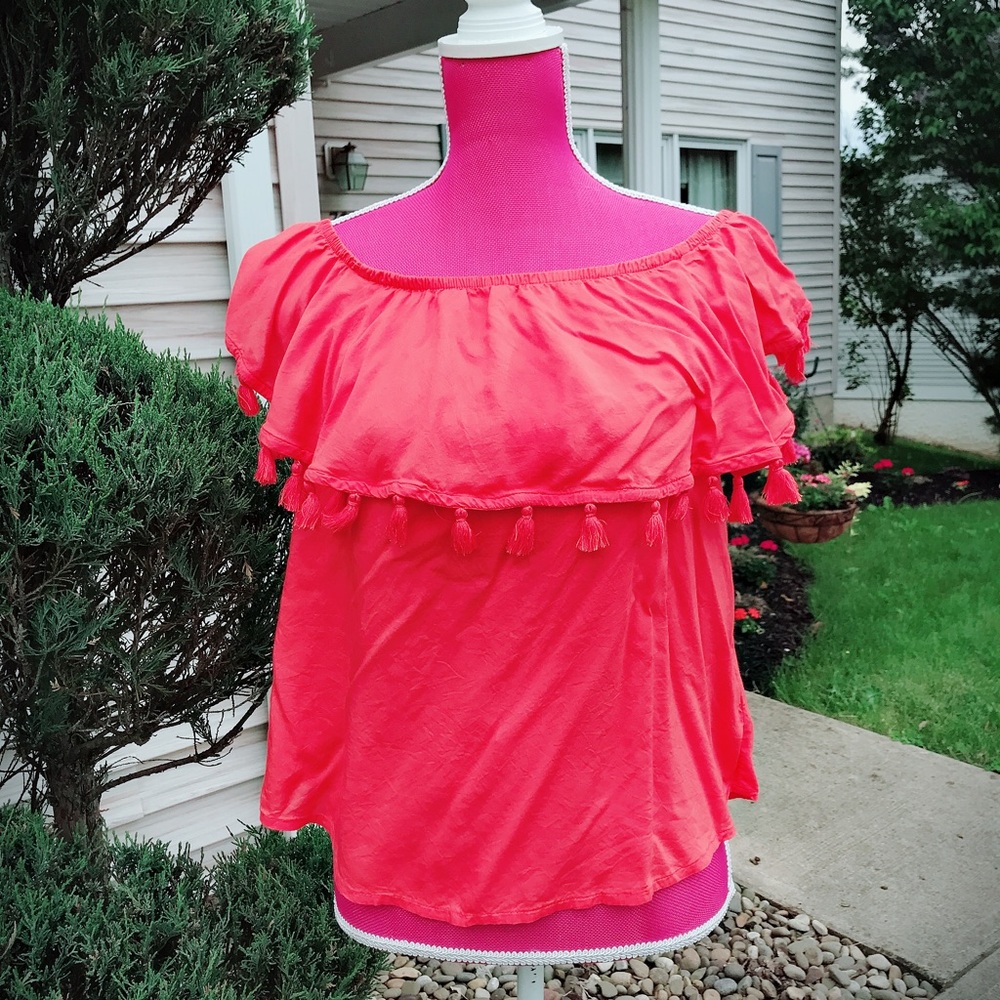 🎀NEON TASSEL🎀 blouse